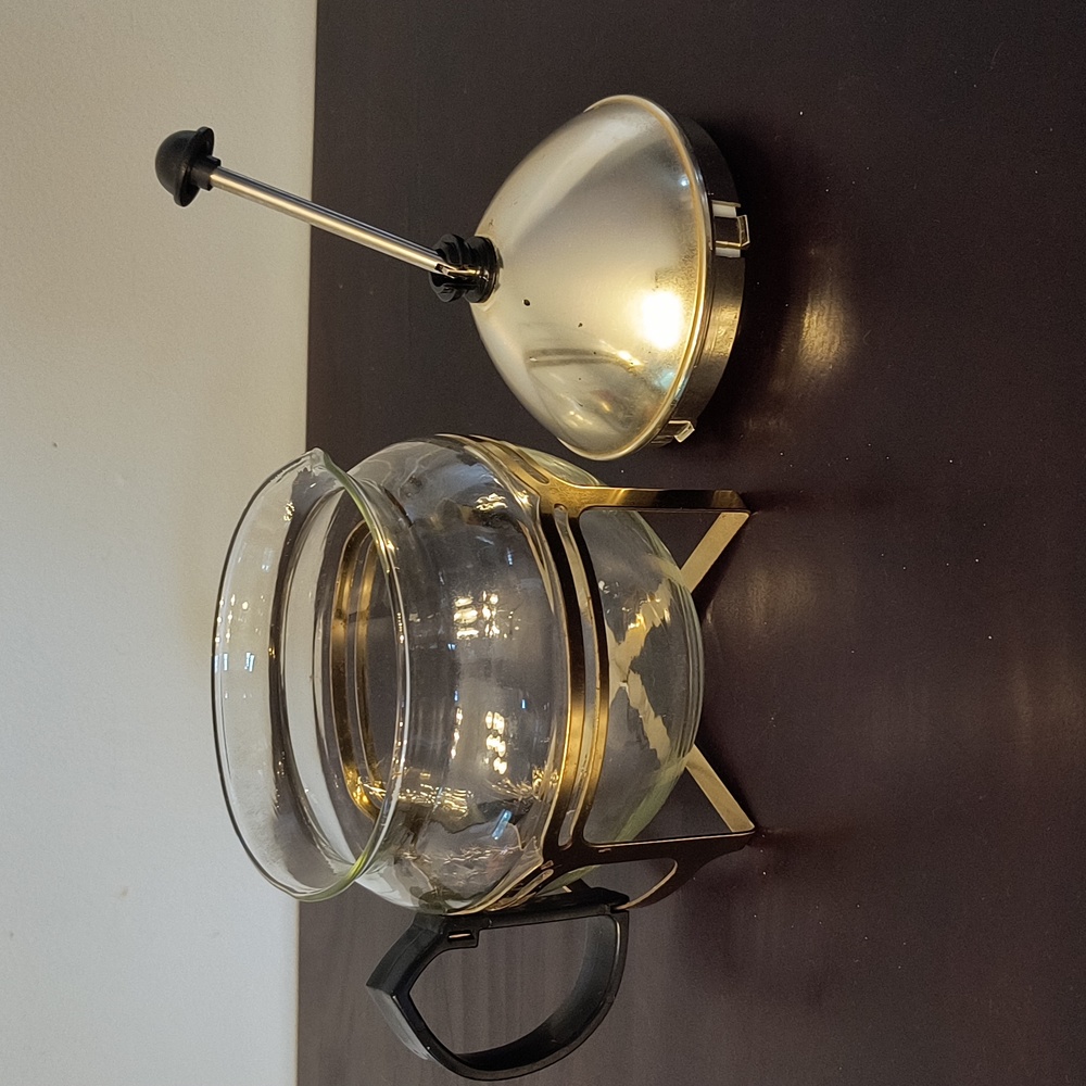 Vintage Tea Pot - Picture 5 of 5